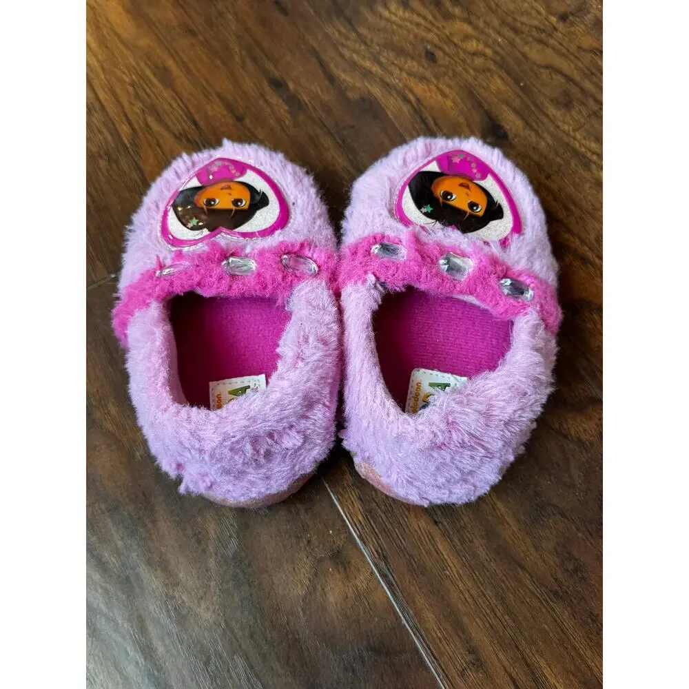 Vintage Dora The Explorer Fuzzy Pink House Slippers Girls 7/8 Med Jewels heart